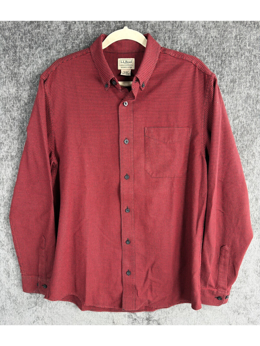 LL Bean Mens Medium Slightly Fitted Houndstooth Flannel Shirt Red Black Cotton